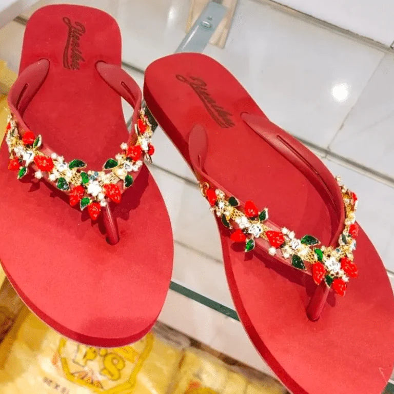 Rhinestone Luxury Flat Bottom Flip Flops for Women In Pakistan